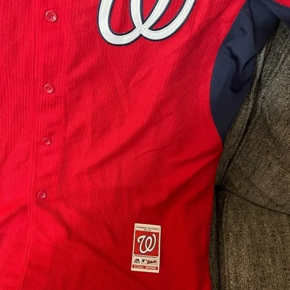 Majestic Washington Nationals Jersey - Picture 2 of 4